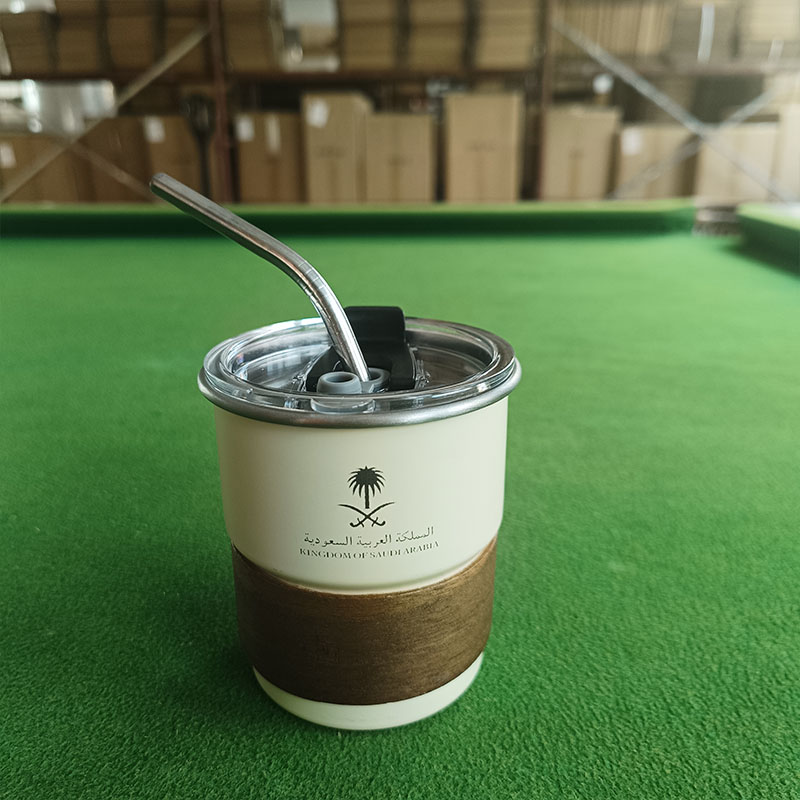 Nationaal embleem van Saoedi-A - Coffee Tea Name recensie en prijs